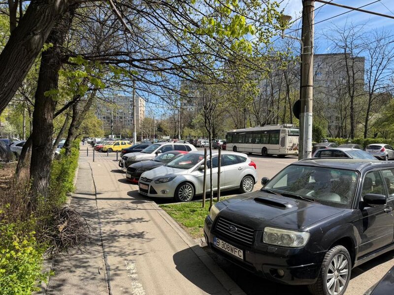 Spatiu comercial - Metrou Constantin Brancusi - Valea Argesului Stradal